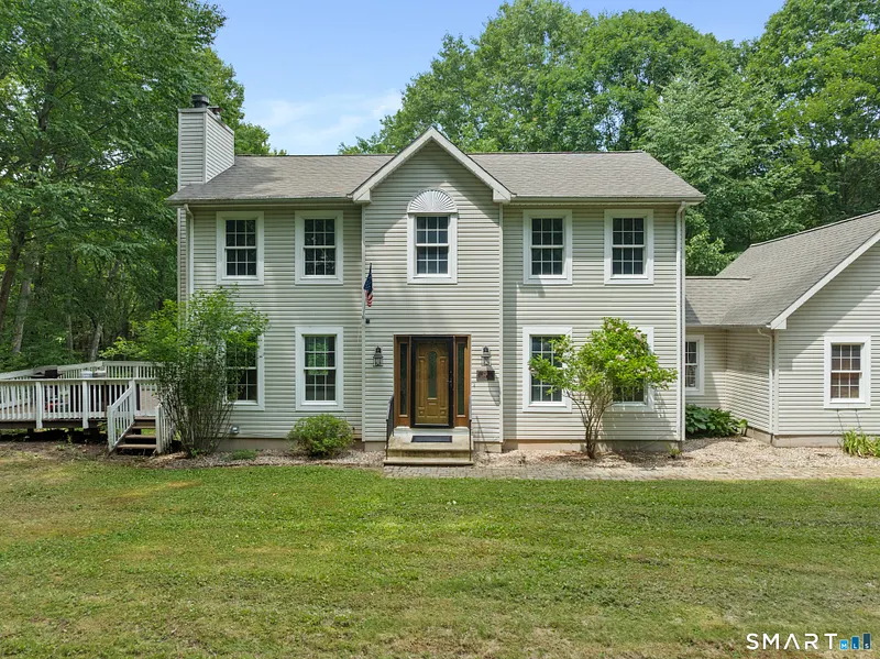 436 Tiffany Lane Photo 1