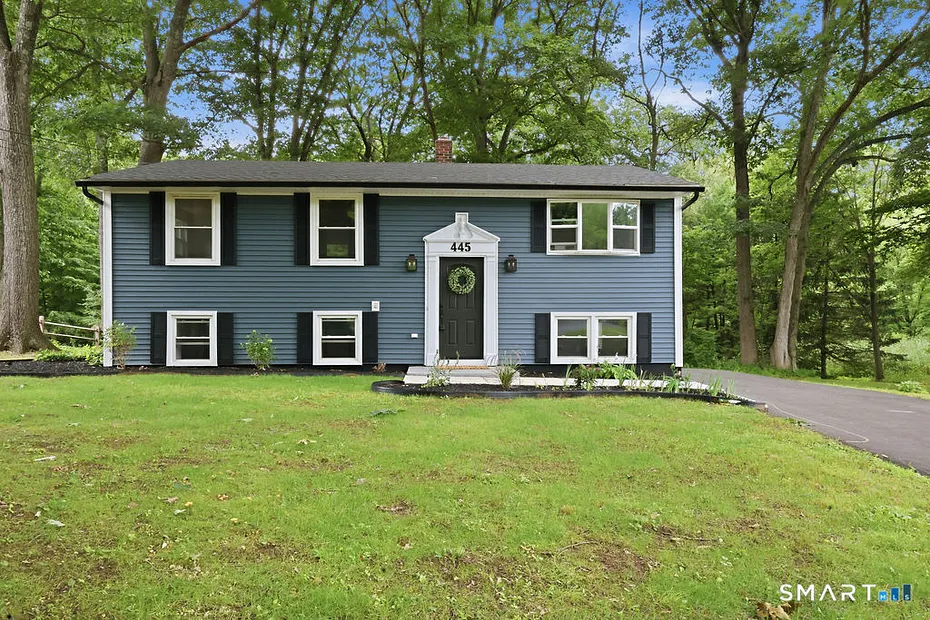 445 Lincoln Drive Photo 1