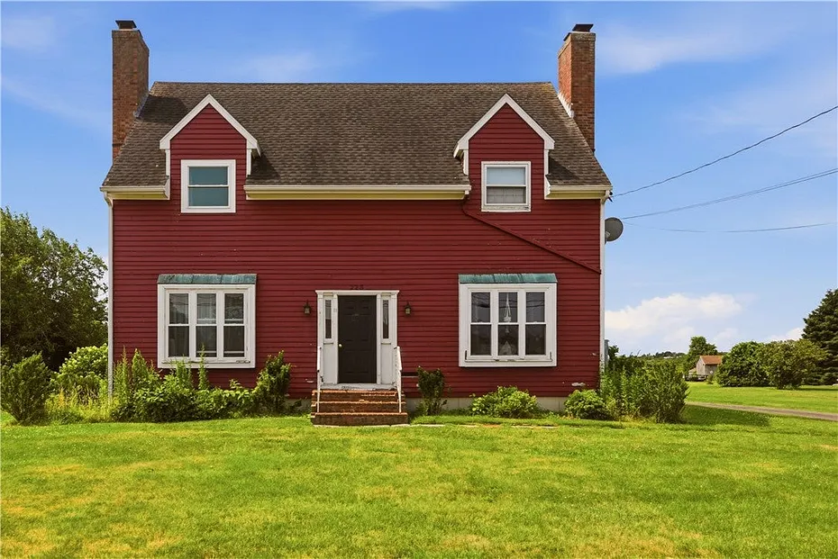 223 Oliphant Lane  #B Photo 1