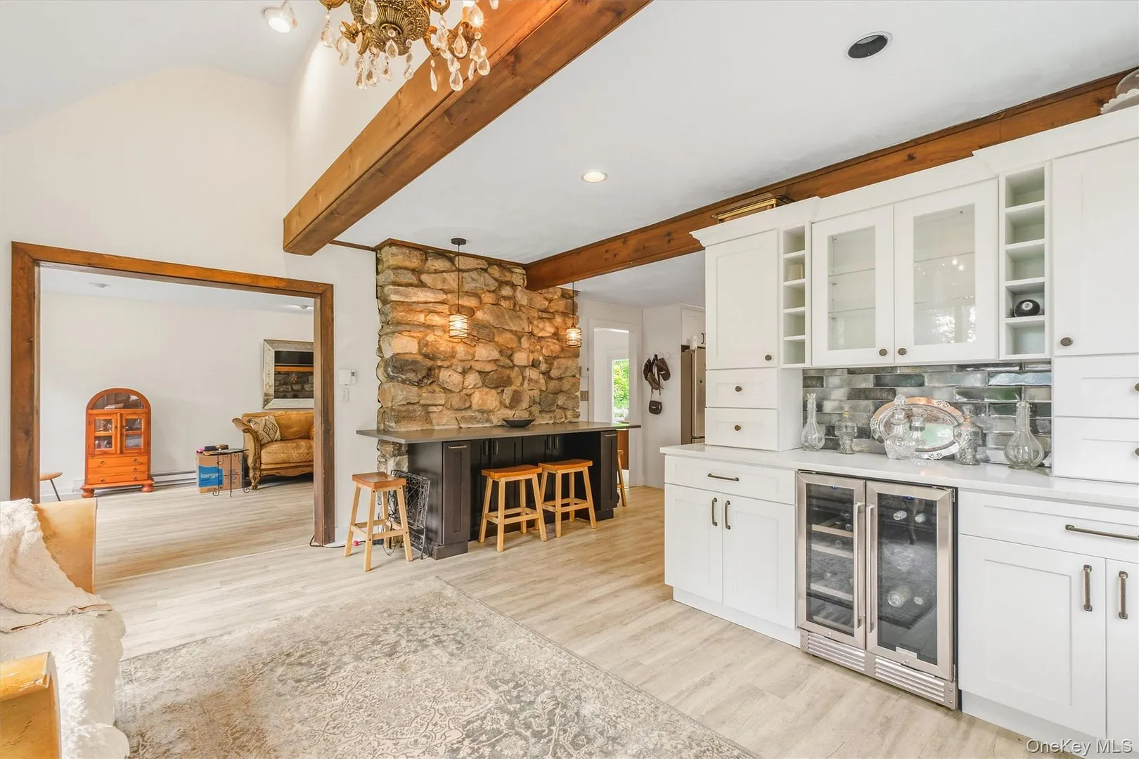 24 Tamarack Road Photo 9