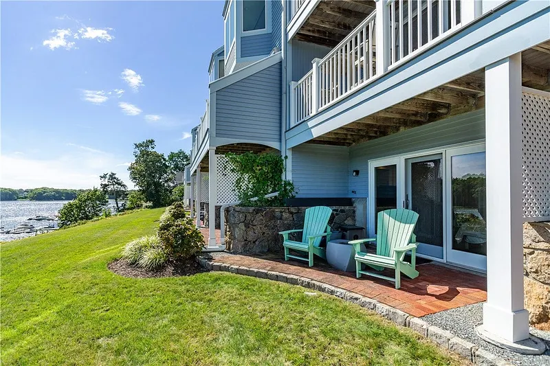 152 Crompton Avenue  #18 Photo 42