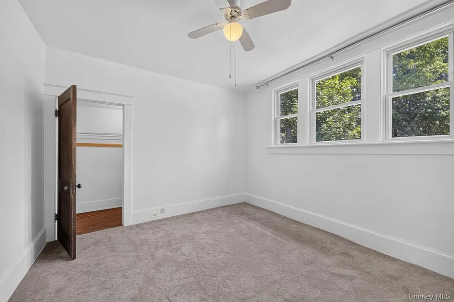 10 S Grand Avenue Photo 33
