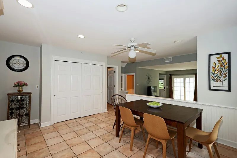 37 Adams Road Photo 16