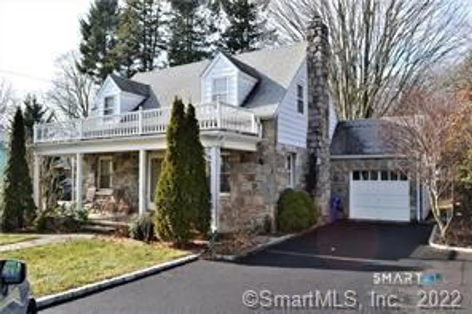 71 Silvermine Avenue Photo 1