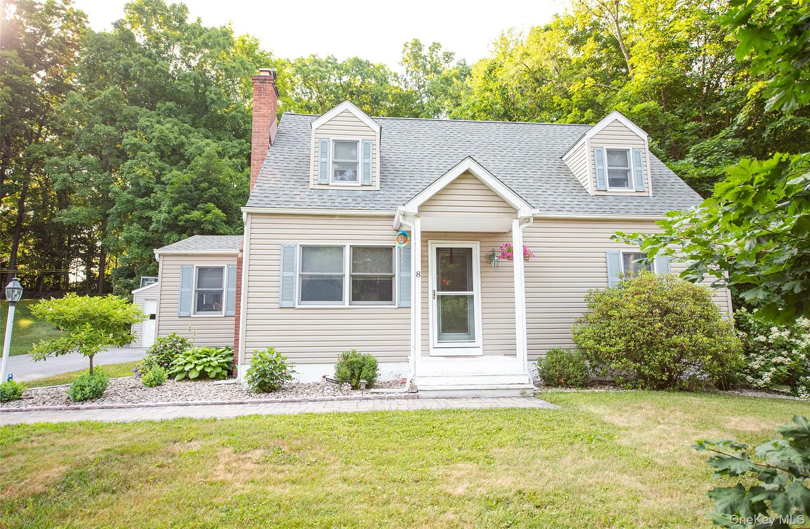 8 Stanley Street Photo 1