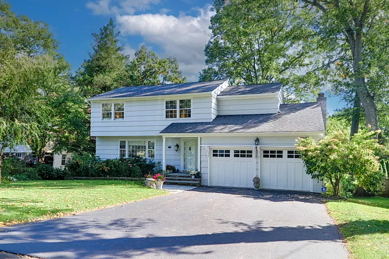175 Fairmount Terrace Photo 1