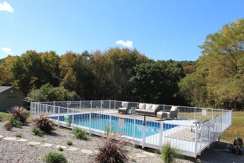 17 Michael Ln Photo 36