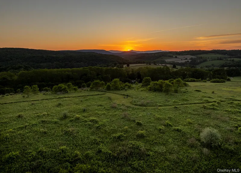 1504 Route 83 Photo 21
