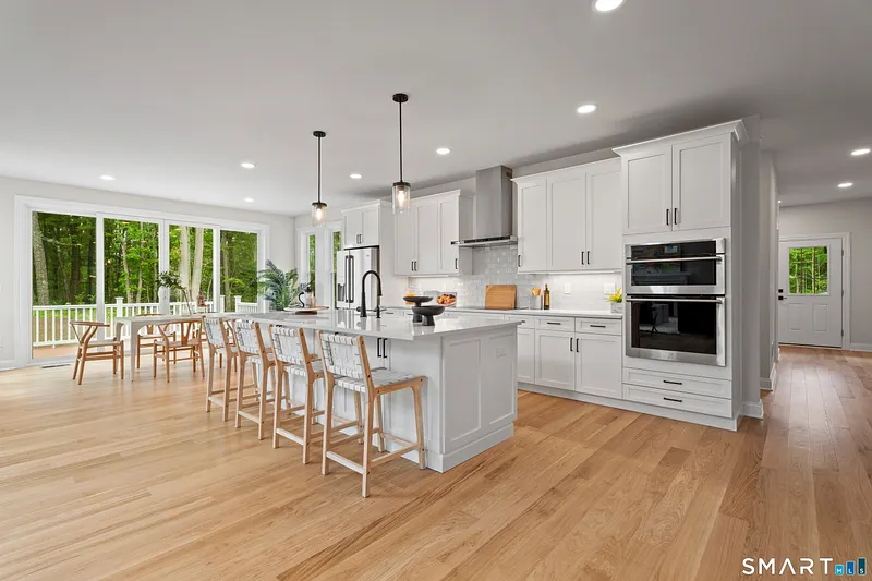 6 Twin Valley Road Photo 14
