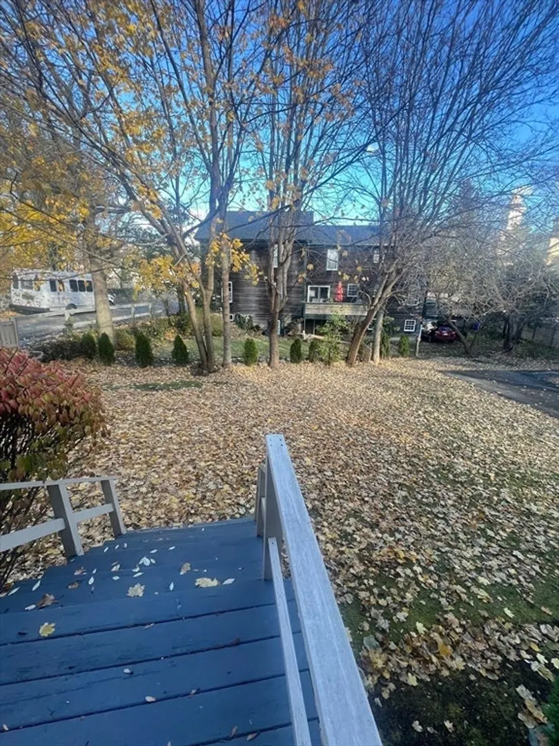 15 Harris St  #4 Photo 11