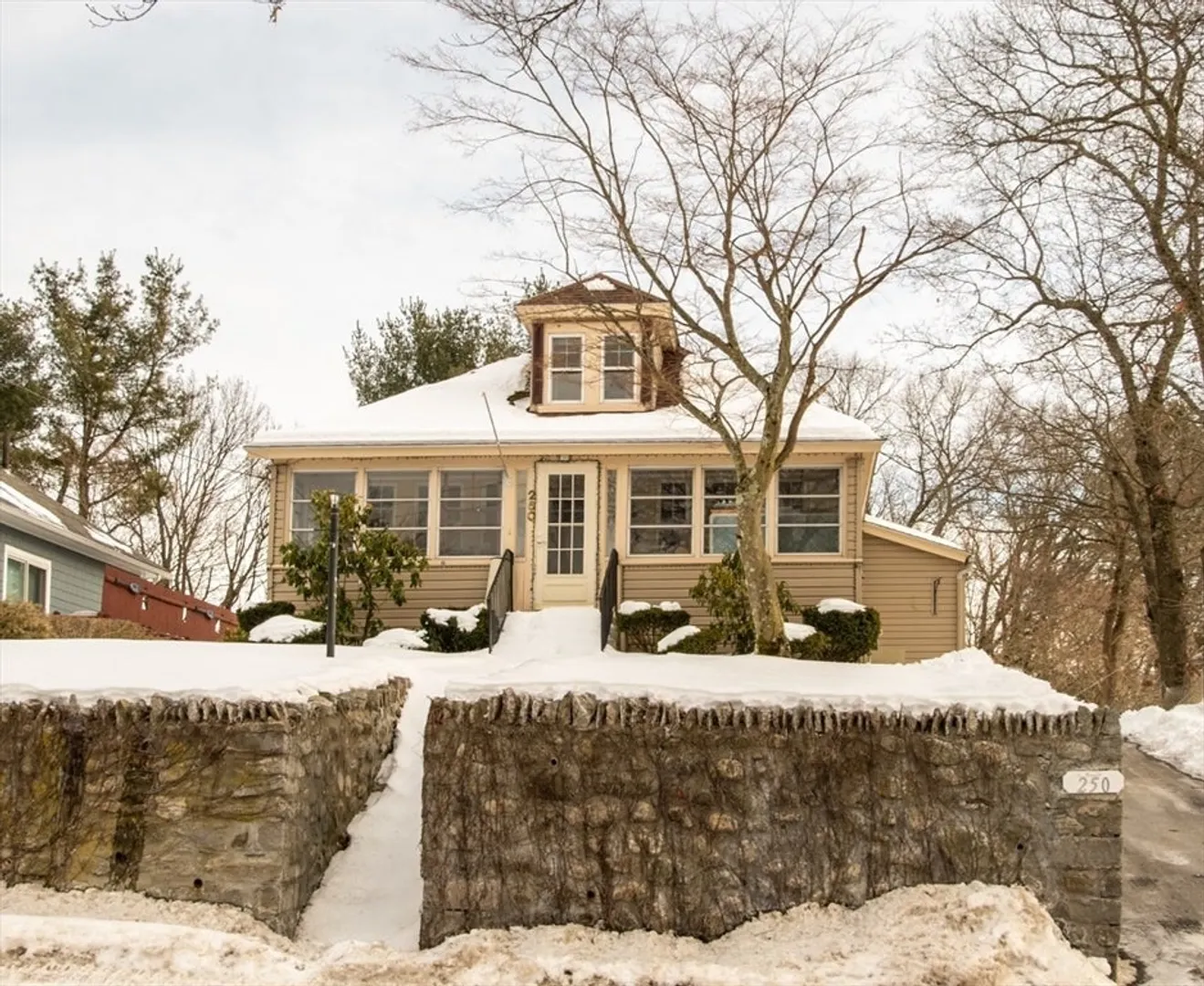 250 Lowell Street Photo 1