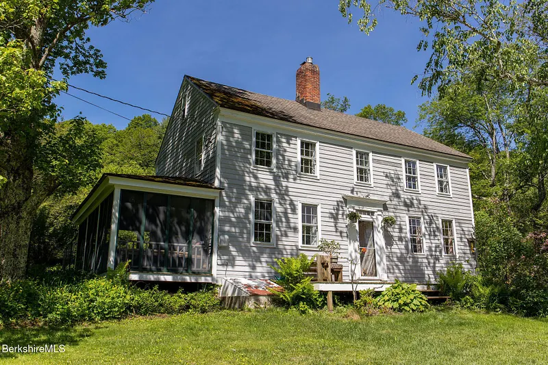 95 Town Hill Rd Photo 1