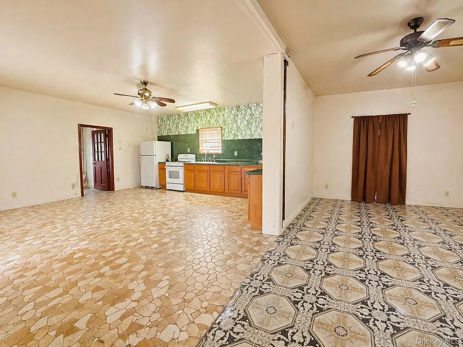 2879 Harrington Avenue Photo 17