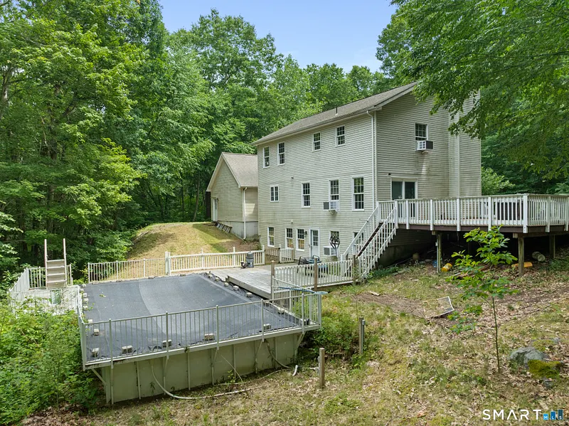 436 Tiffany Lane Photo 36