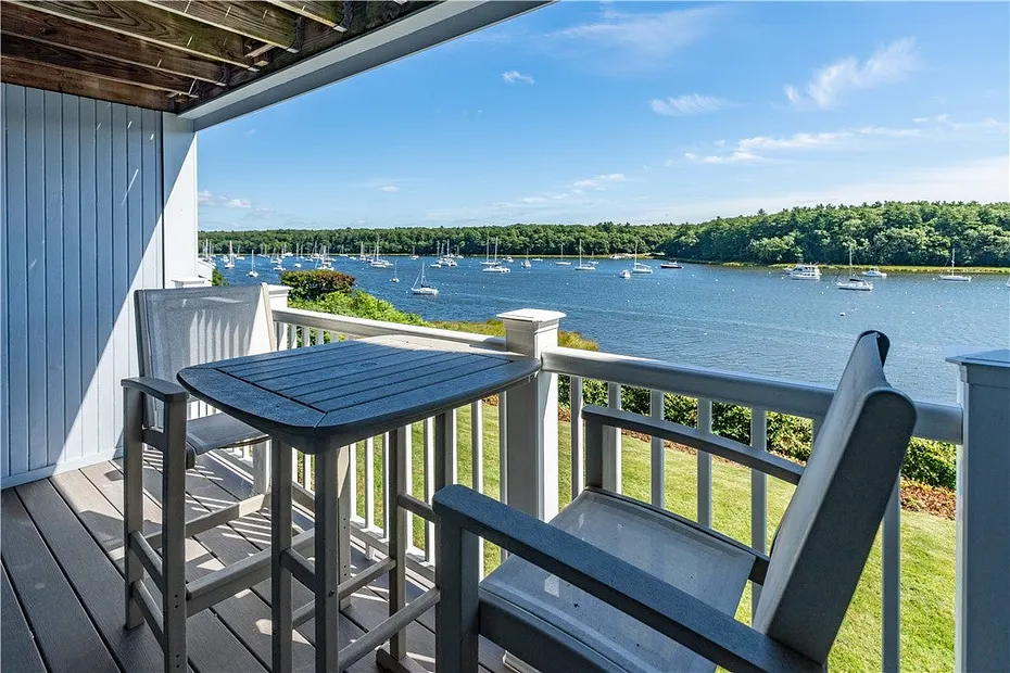 152 Crompton Avenue  #18 Photo 19