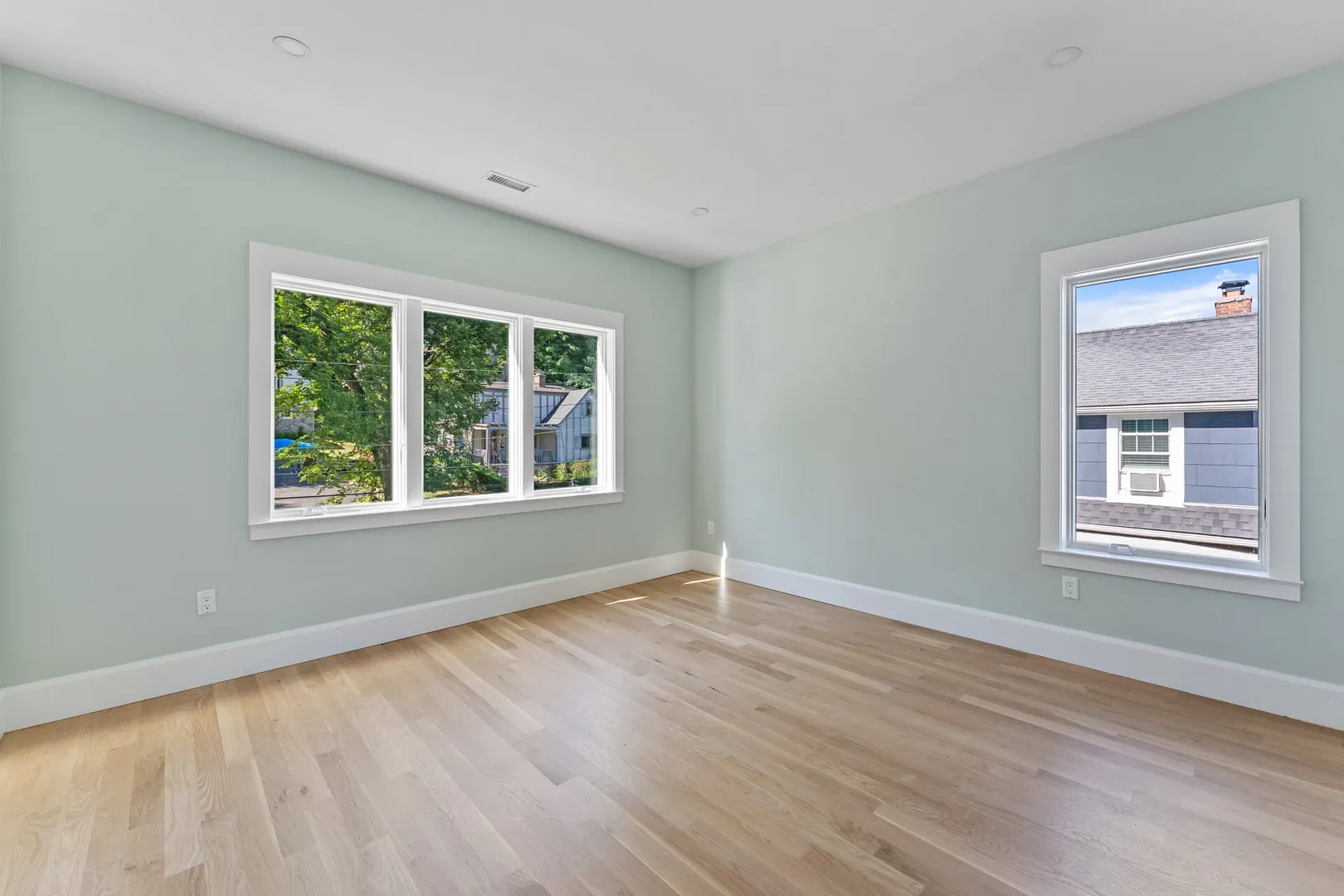 59 Myrtle Boulevard Photo 19