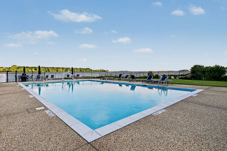 740 Davenport Avenue  #1 Photo 36