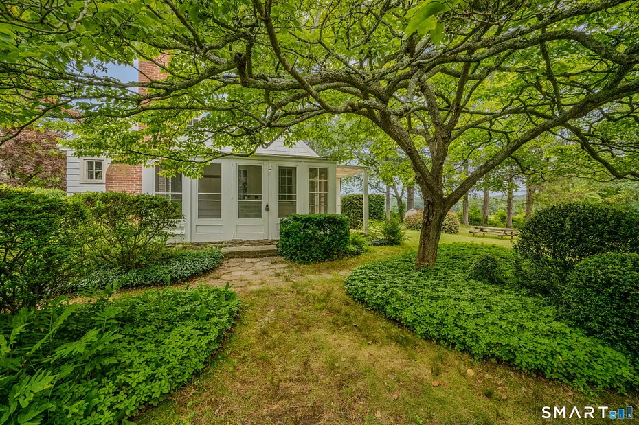 155 Hamburg Road Photo 8