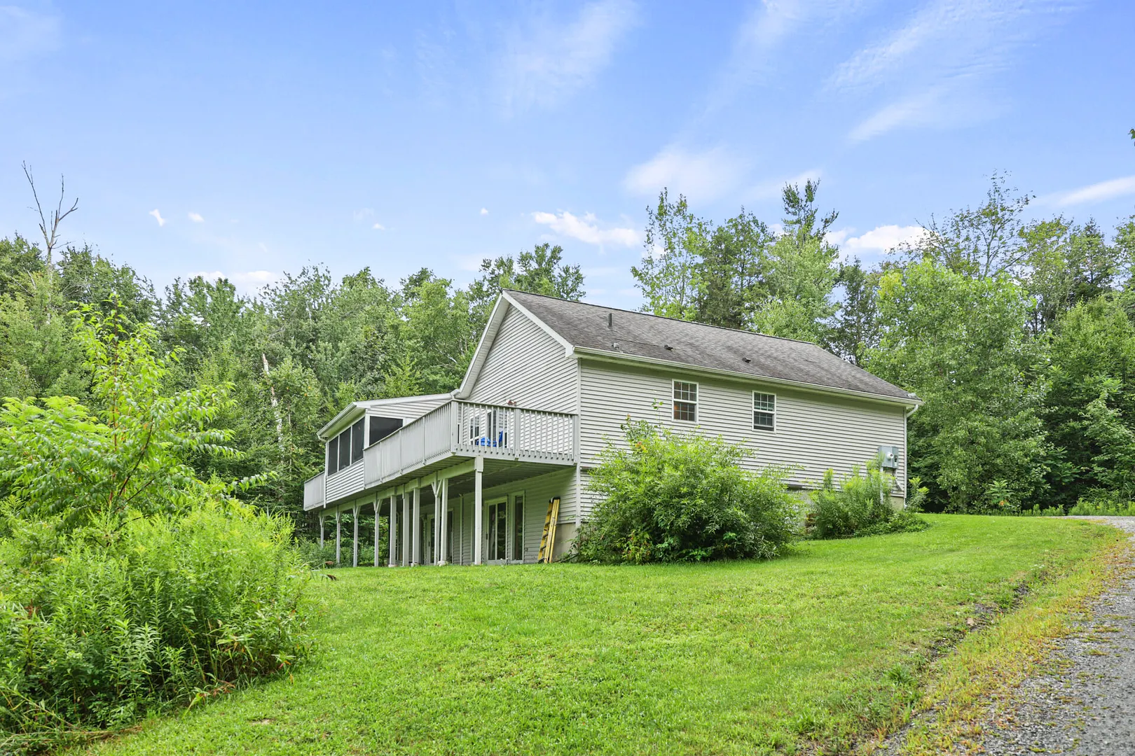 229 Hamilton Rd Photo 9