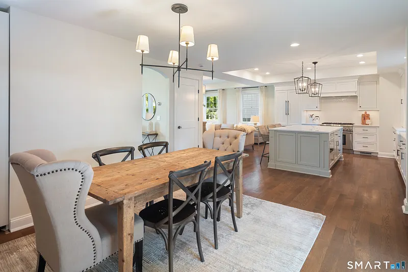 11 Highland Avenue Photo 10