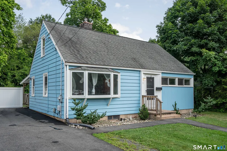 71 Tremper Drive Photo 2