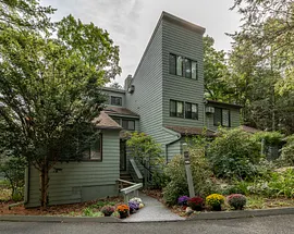 96 Woodside Circle #96
