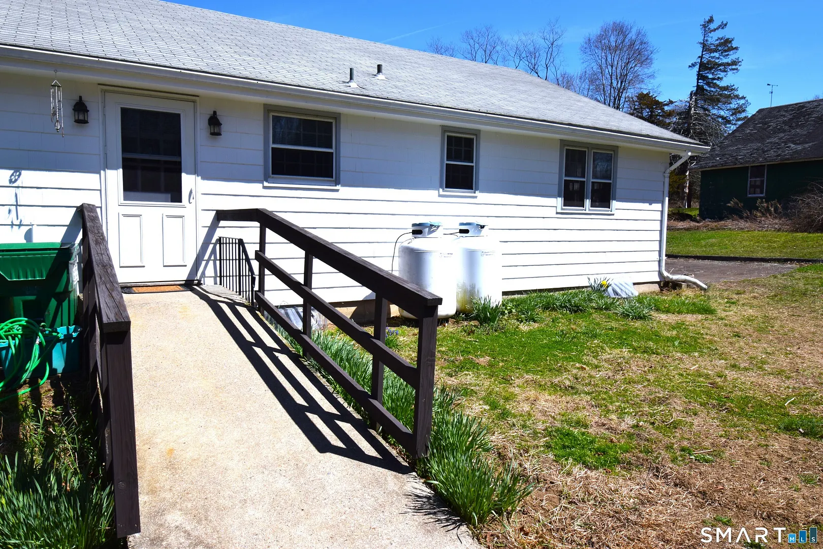 273 Horse Pond Road Photo 3