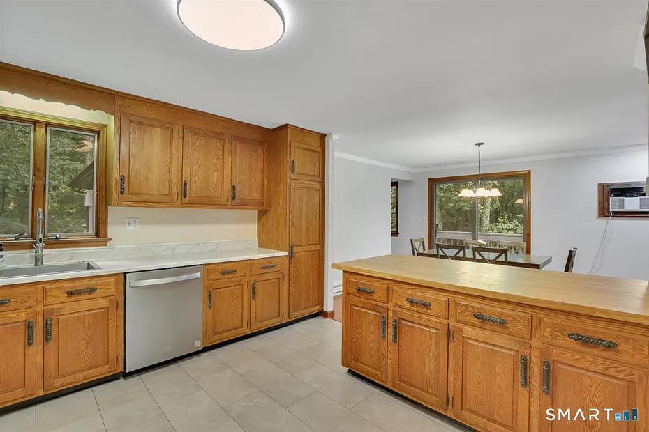 62 South Stonybrook Drive Photo 6