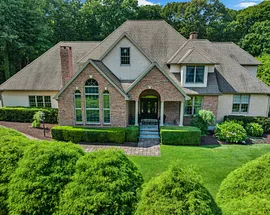 136 Long Lane