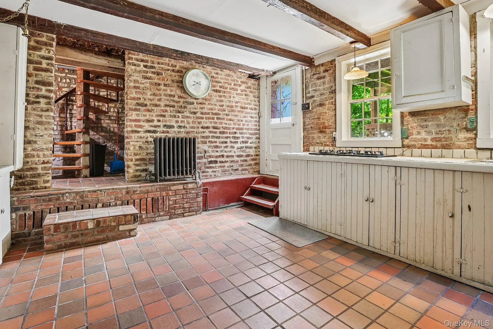 8 Reservoir Road Photo 9