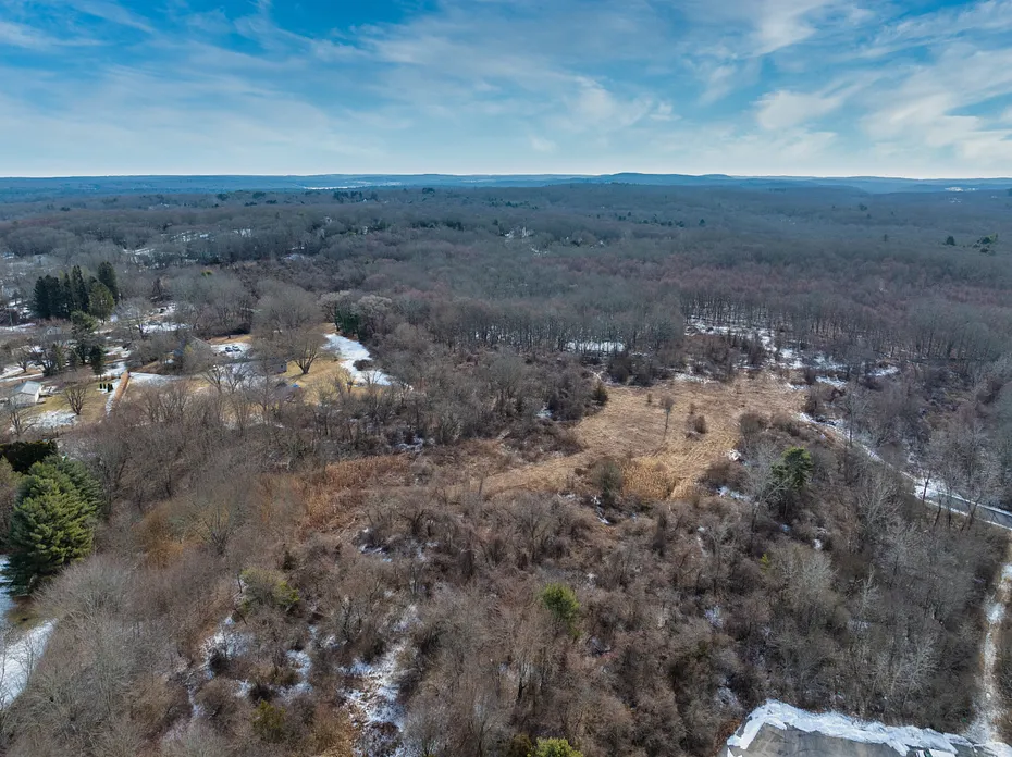 523 Voluntown Road Photo 22