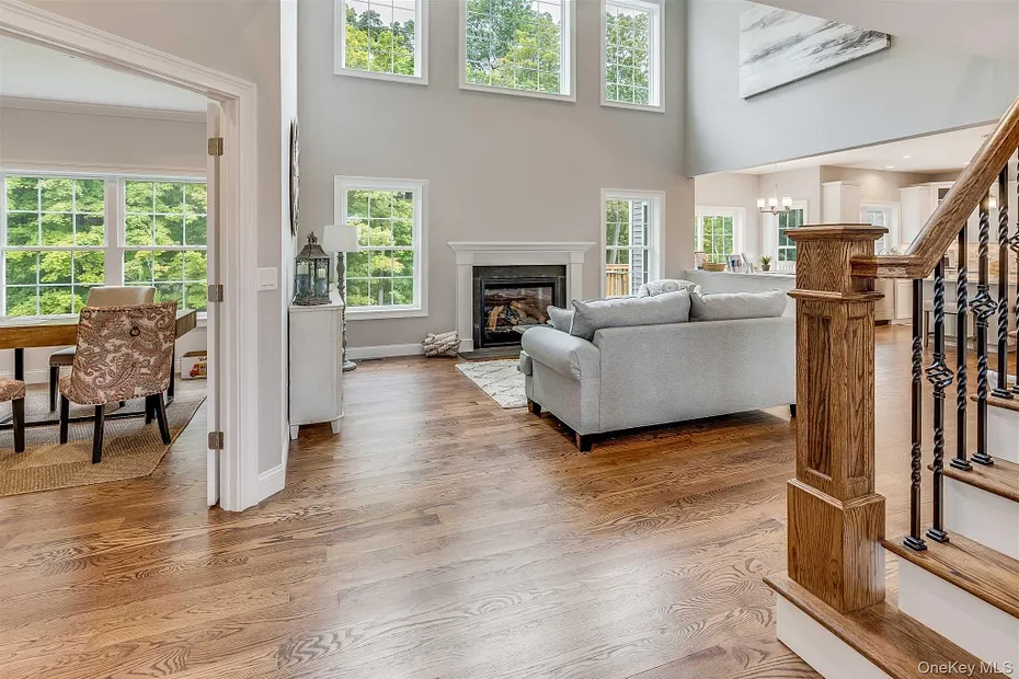 1 Deerwood Drive Photo 3