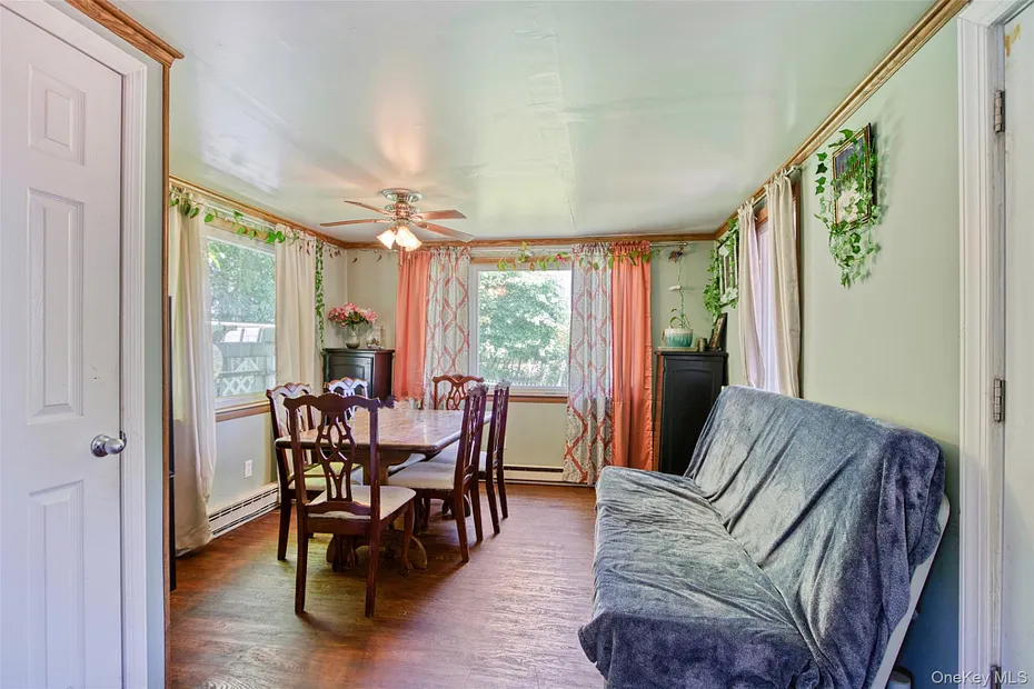 32 Mager Avenue Photo 8