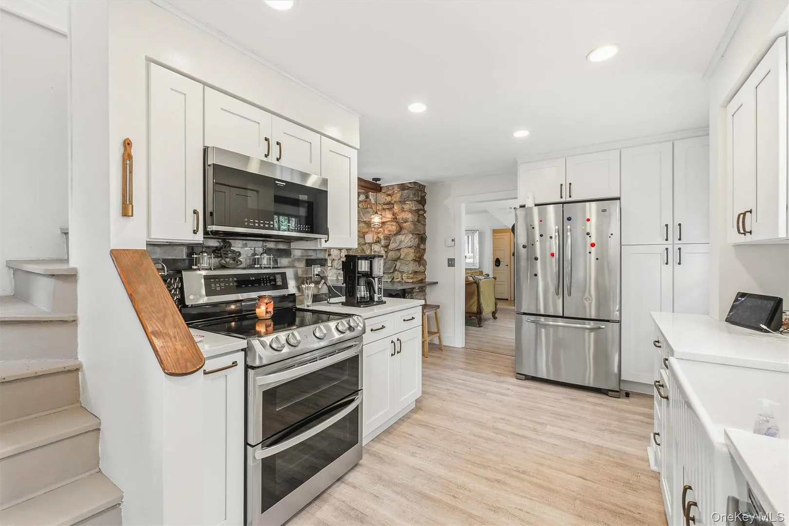 24 Tamarack Road Photo 11
