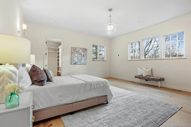 2 Barry Court Photo 21