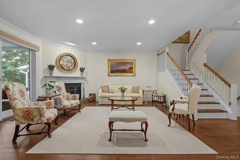 18 Brookview Drive Photo 12
