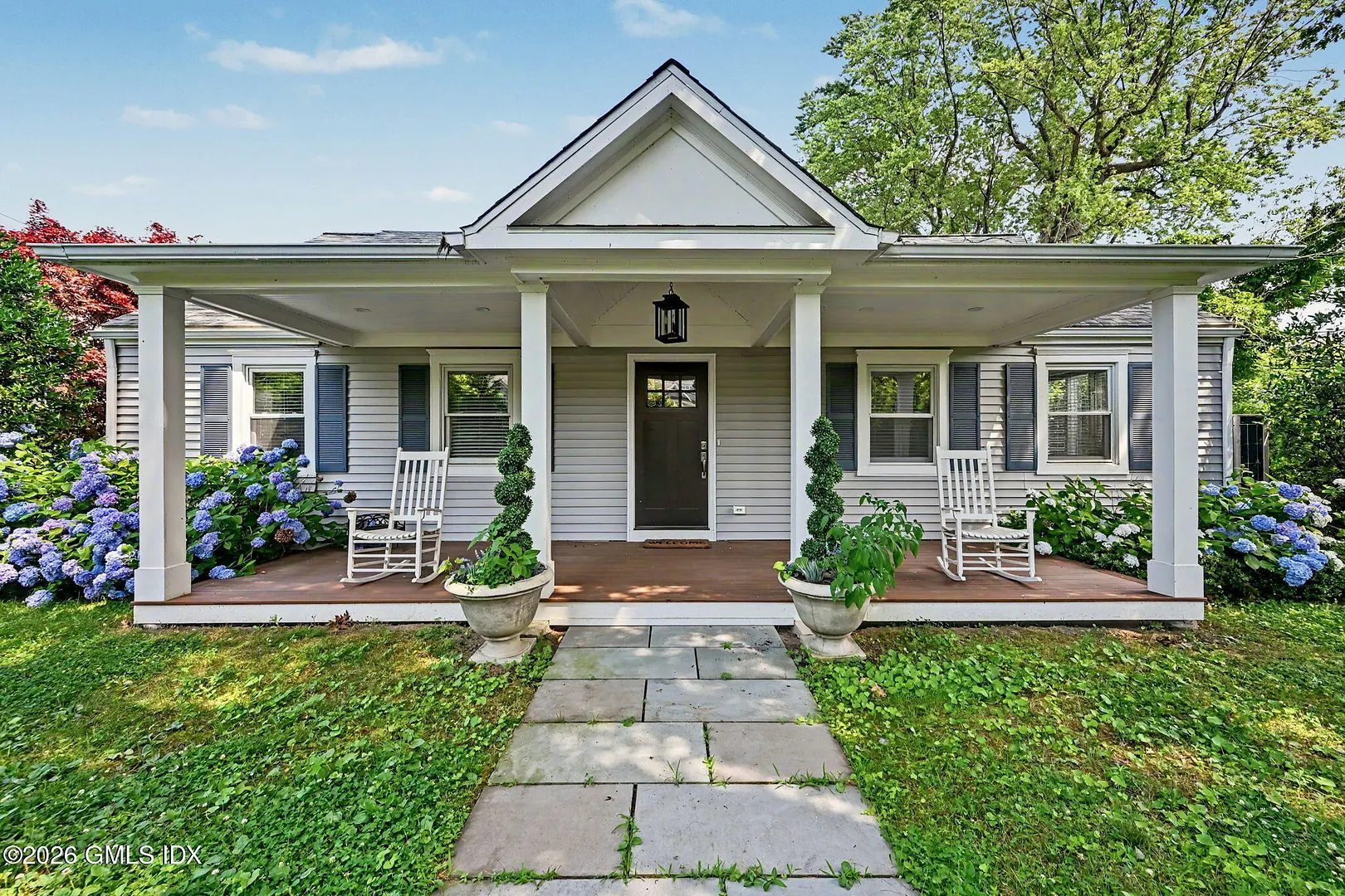 124 Shore Road Photo 1