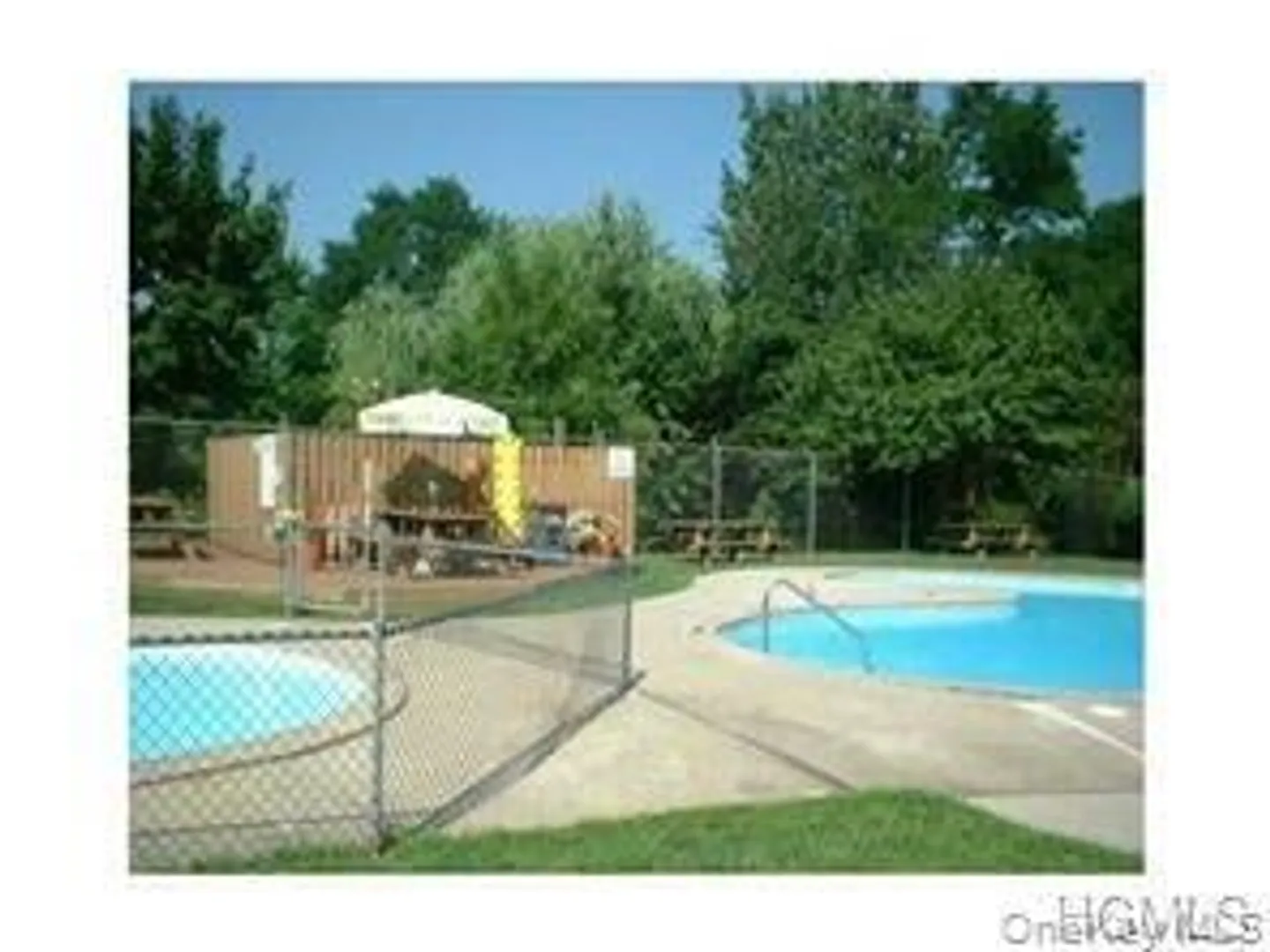 107 Sneden Place W #107 Photo 45