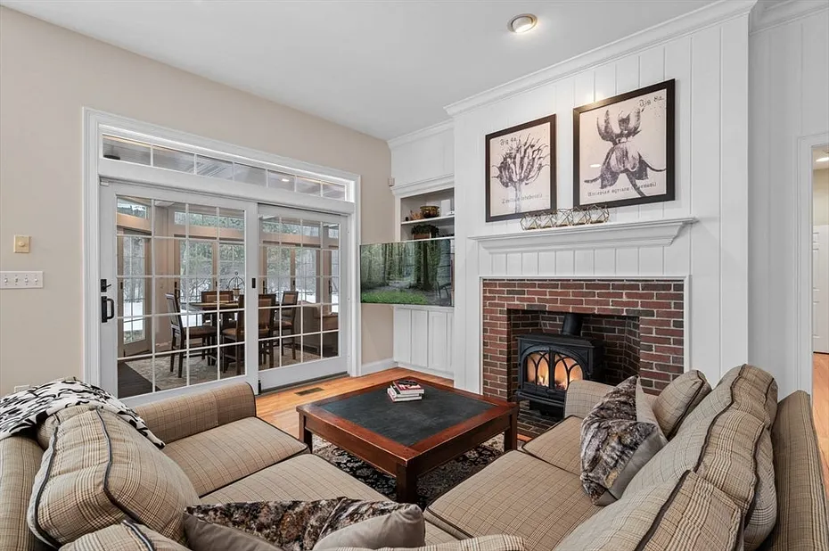 15 Azalea Way Photo 12