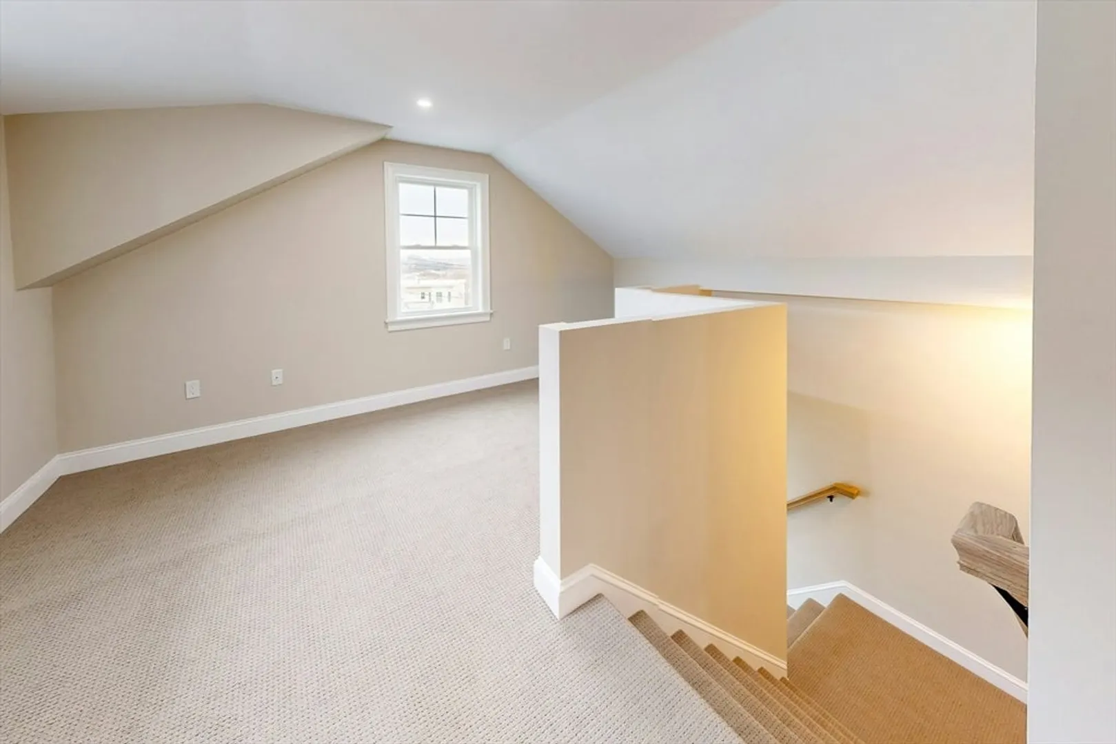36 Orient Ave  #2 Photo 34