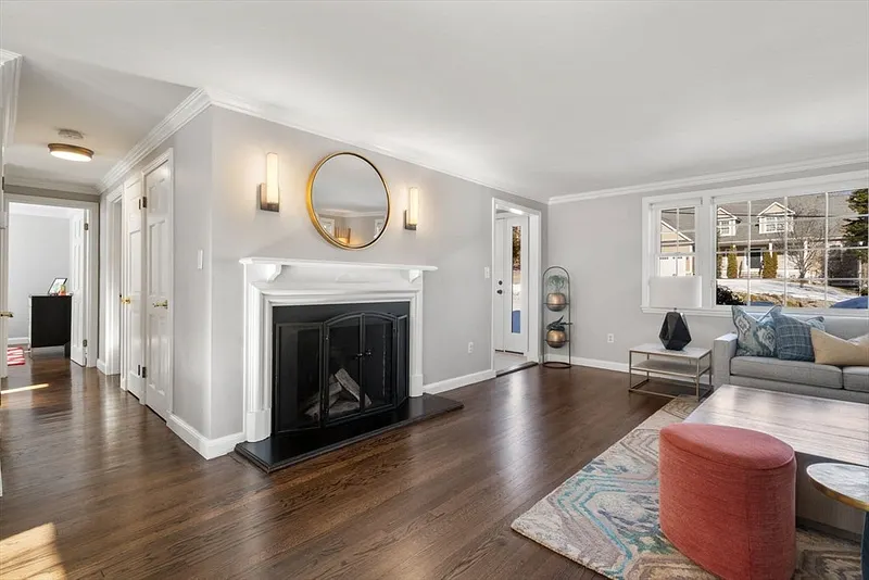 9 Gloucester Road Photo 4