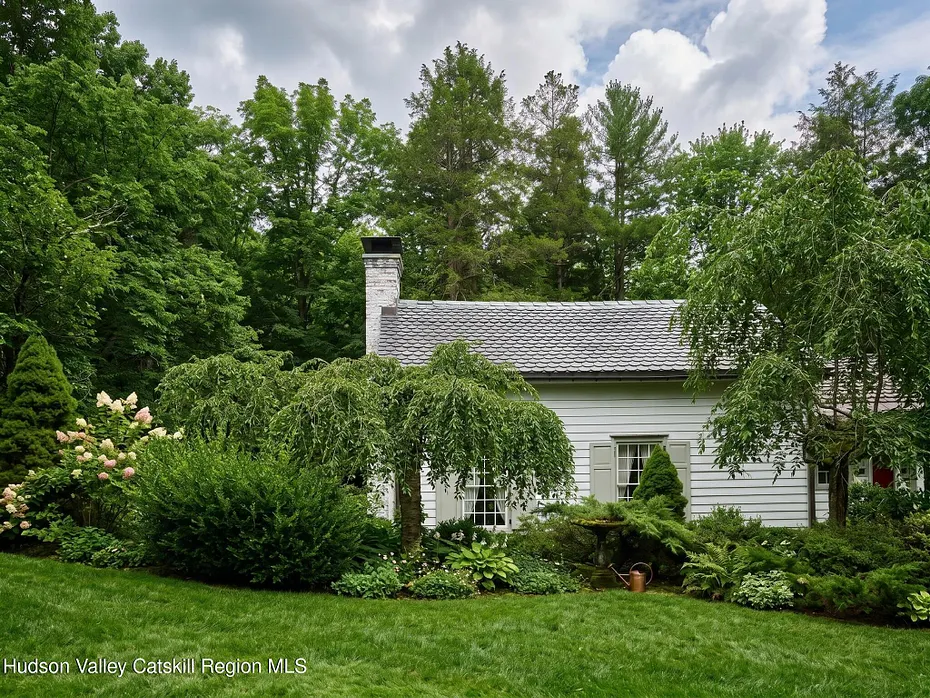 47 White Bridge Road Photo 27