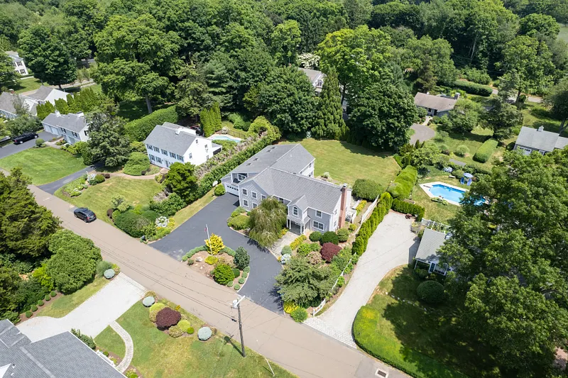 17 Barberry Lane Photo 11