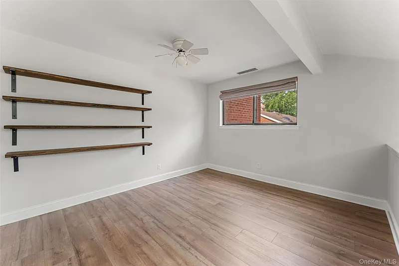 18 Bronxville Glen Drive  #3-12 Photo 25