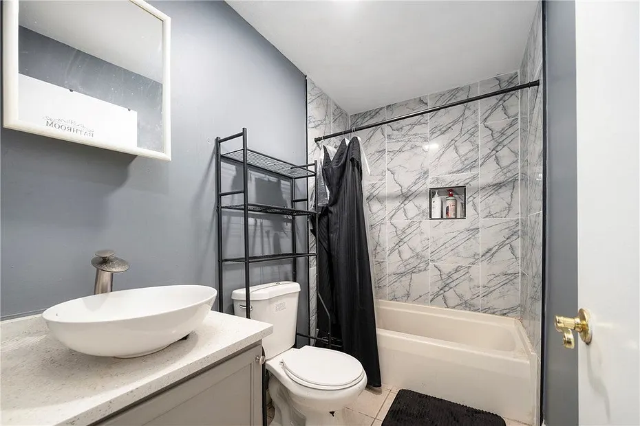 346 Douglas Avenue Photo 18