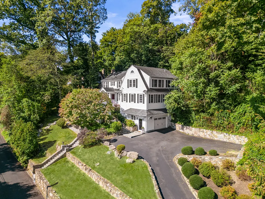68 Mountain Road Photo 1