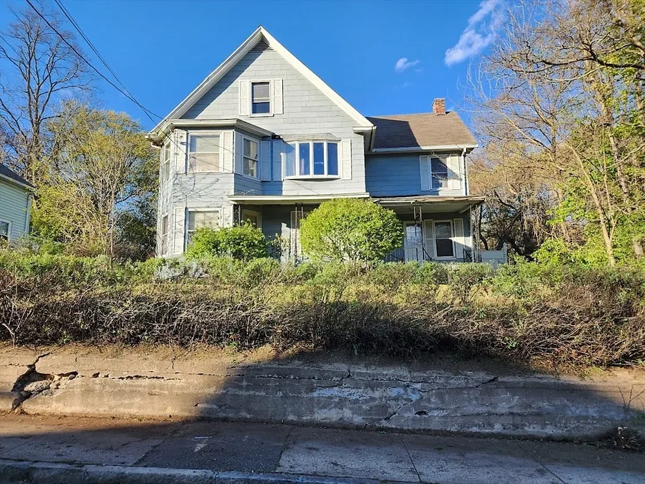 156 Grattan St Photo 1