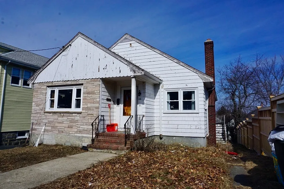 46 Cedrus Ave Photo 2