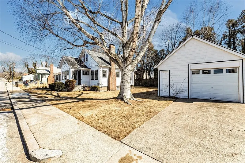 39 Waterman Rd Photo 24