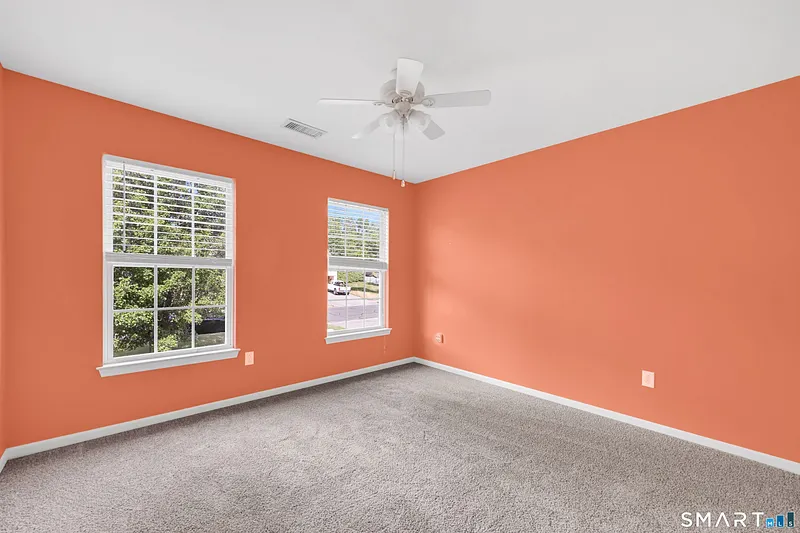 46 Auburn Way Photo 26